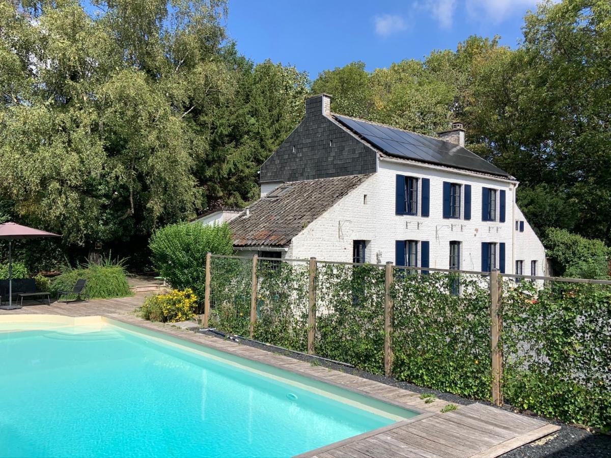 Ancienne maison rénovée au calme Wanze Esterno foto